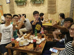 崖州烧烤加盟,学烧烤技术,开烧烤店多少钱疯狂烤翅加盟